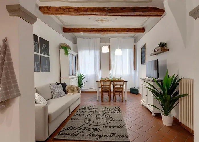 Ghibellina Apartment By Mamo Florence