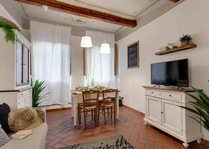 Ghibellina Apartment By Mamo Florence